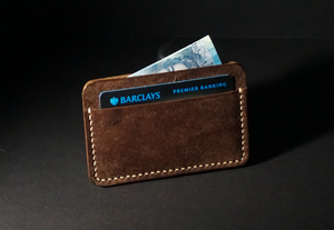 Central pocket in Leather Cardholder